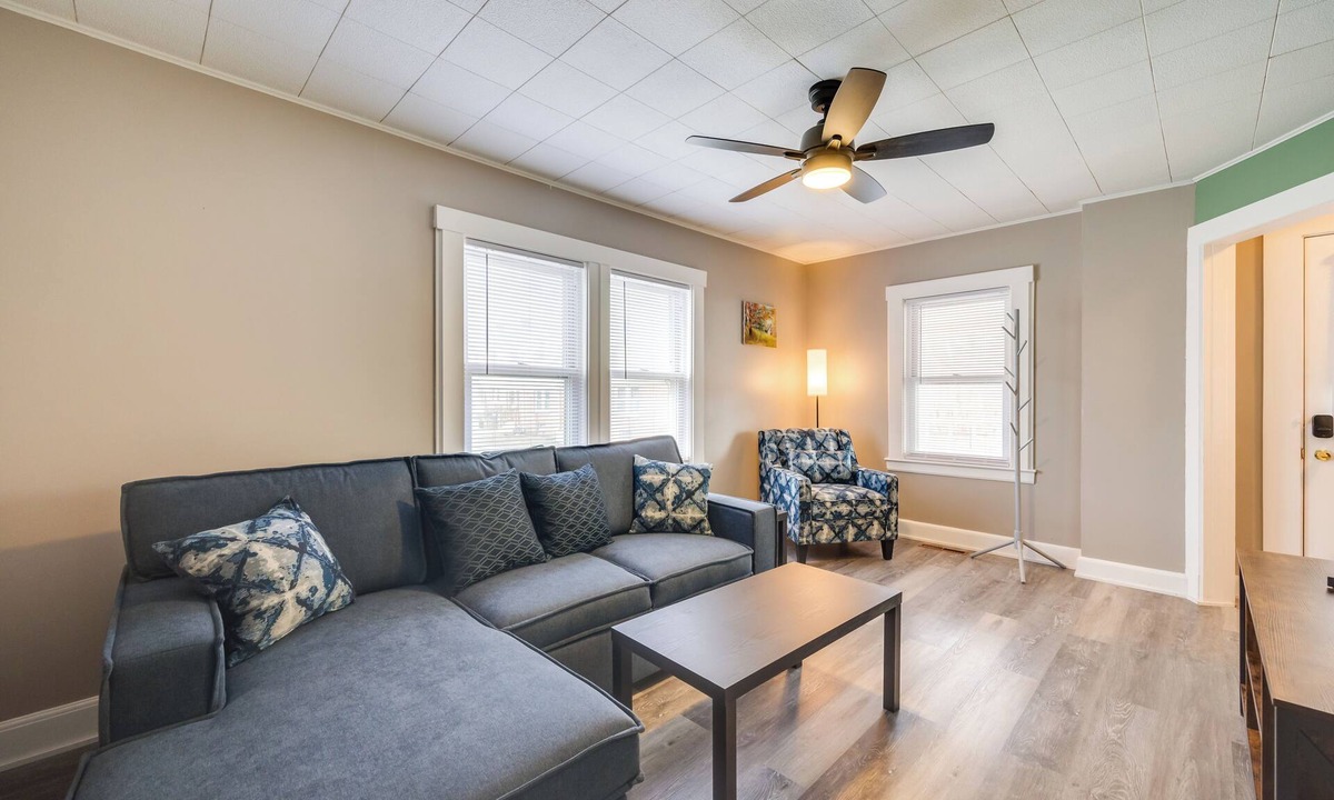 Easthampton Apartment | Easthampton Vacation Rental - Walk to Breweries!