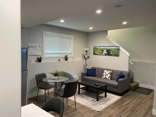 Saskatoon House | Hamm Suite