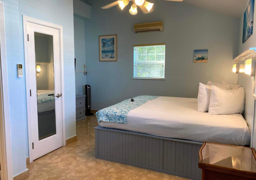 George Town Resort | Hideaways Exuma