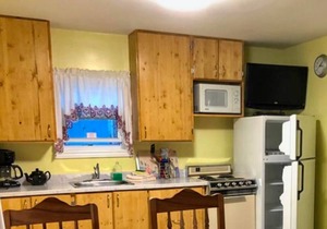 Bide-A-While - 2 Bedroom Cottage Forest & Lake PEI Cottages in Murray Harbour