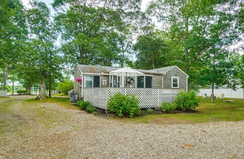 Monomoscoy Island House | Charming Cape Cod Water-View Cottage