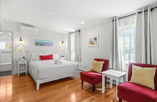 Eastham Hotel | Eagle Wing Inn - Cape Cod