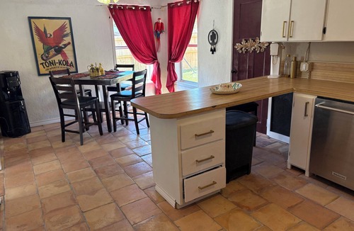 Ingleside House | Enjoy this spacious eclectic home away from home. Great Location!