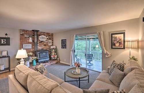 Pine Grove House | Forest-View Deck + Fire Pits: Pine Grove Retreat!