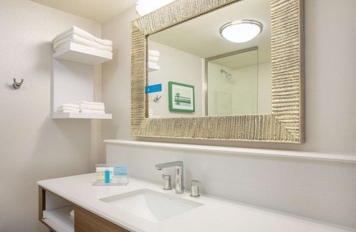 Fishkill Hotel | Hampton Inn Fishkill