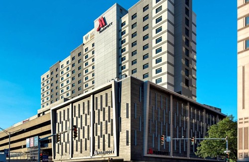 Metro Center Hotel | Marriott Springfield Downtown