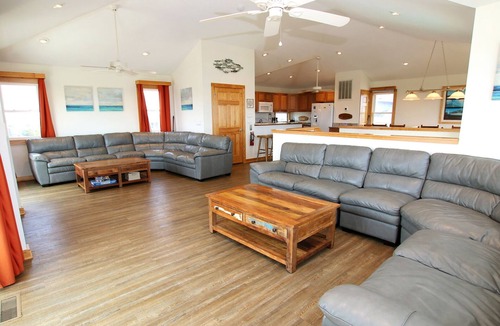 Waves House | Oceanfront, Private Pool, Elevator, Hot Tub, Ocean Views!