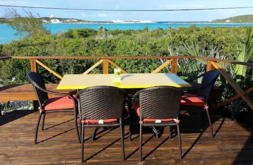 Staniel Cay House | Ruby - Ocean View With Privacy- on Staniel Cay