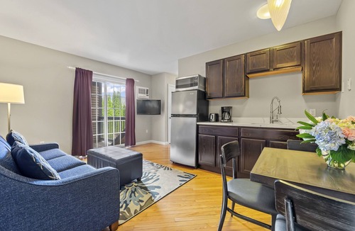 Ogunquit Hotel | Sea Rose Suites