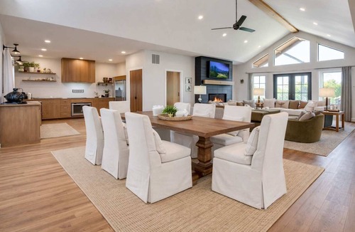Williamstown House | Sleeps 30 | 2 Pools | Pickleball Court | 2 Homes