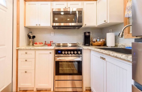 Mentone House | True Tiny Home & Community l 4 Mi To Mentone