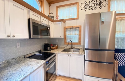 Mentone House | True Tiny Home & Community l 4 Mi To Mentone