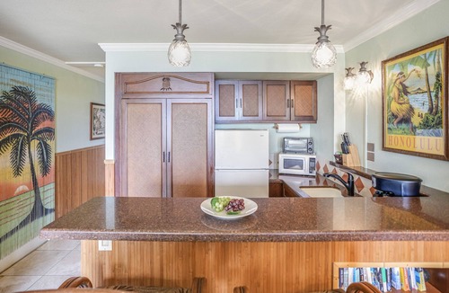 Wailua Apartment | View Beachfront, Split AC, Pool Hot Tub, 1st Floor
