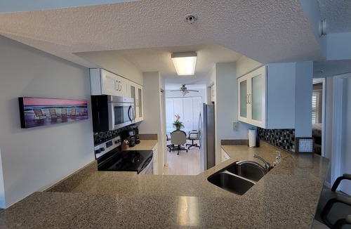 Plaza Shores Condo | Williams Surf Side Ocean front & turtles condo 2 king BR in Ormond Beach FL