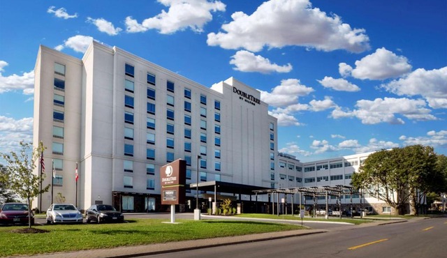 DoubleTree by Hilton Hotel Niagara Falls New York