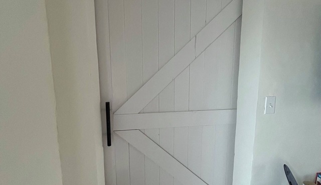 Enjoyable 1 Shared Room Next to Beach