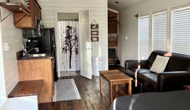 Table Rock Tiny Home The Bear's Den
